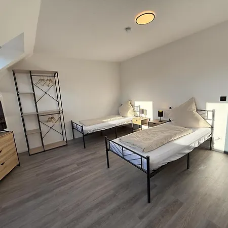 Emsroom - Gaestezimmer *